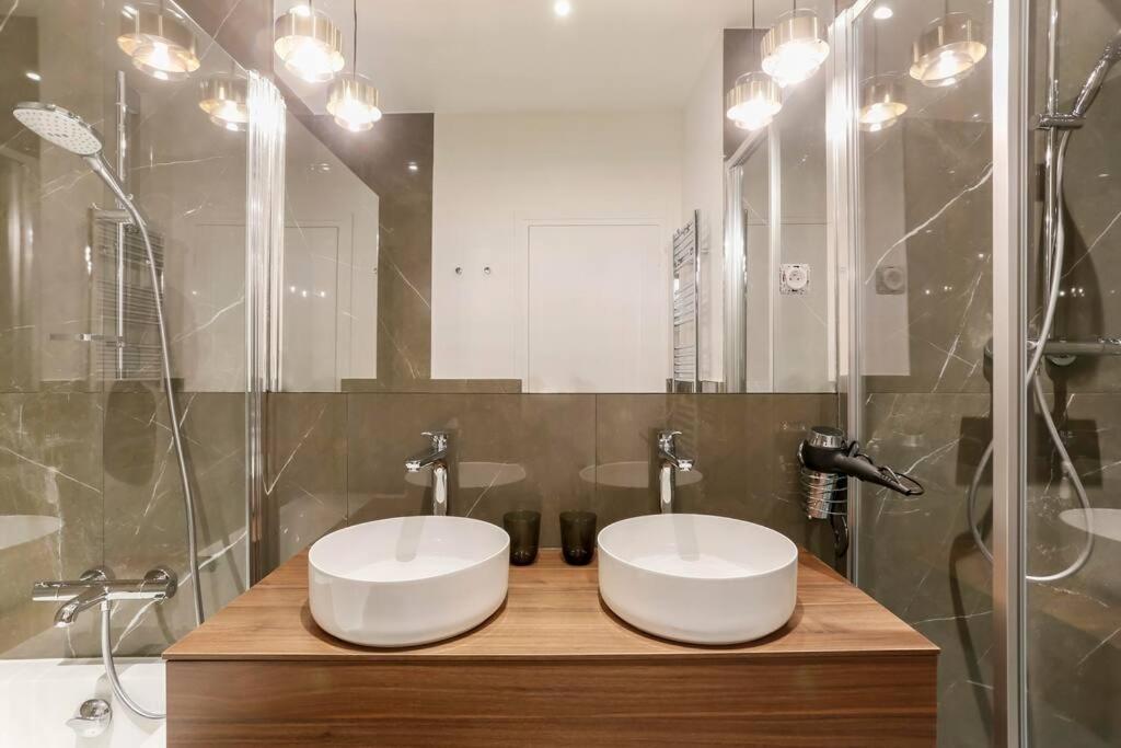 Modern 2 Bedrooms Near Louvre Paris Extérieur photo